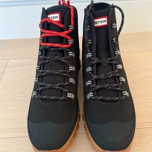 Hunter Men’s Black Boots with Red Lace Accent